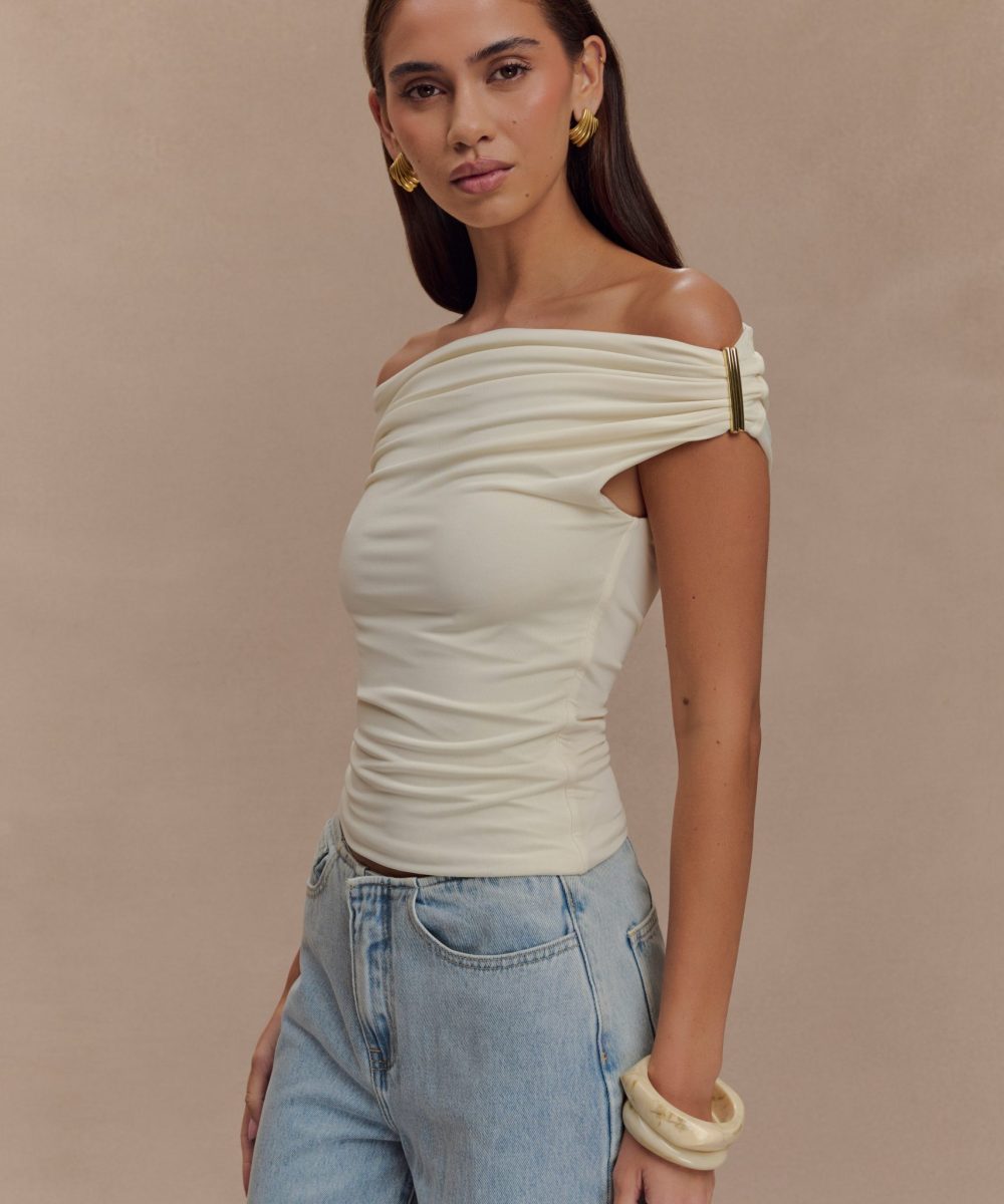 Kinsley Slinky Top With Hardware - Ivory